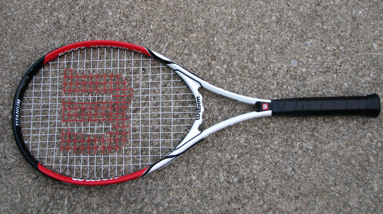 vợt tennis wilson