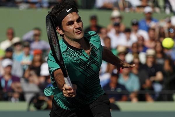 Federer vượt khó, vào bán kết Miami Mở rộng