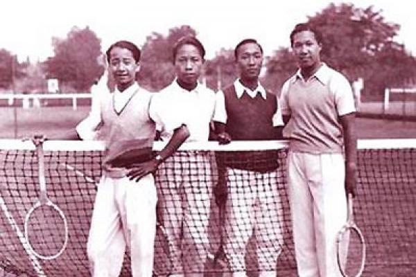 Bảo Đại - vị vua cuối cùng của triều Nguyễn - một tay chơi tennis siêu hạng