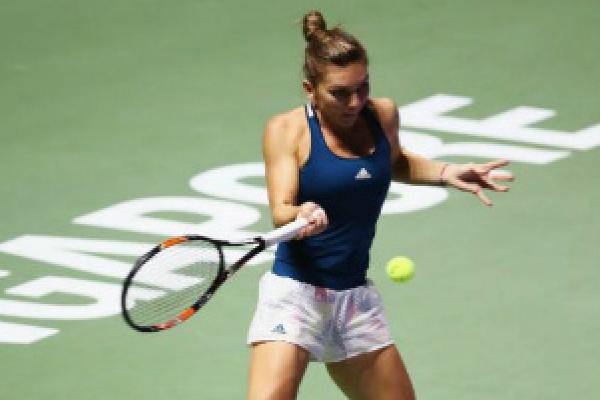 WTA Finals ngày 1: Halep, Kerber thắng trận ra quân